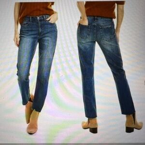 Joe’s high rise straight ankle jeans. Paula. Size 25.